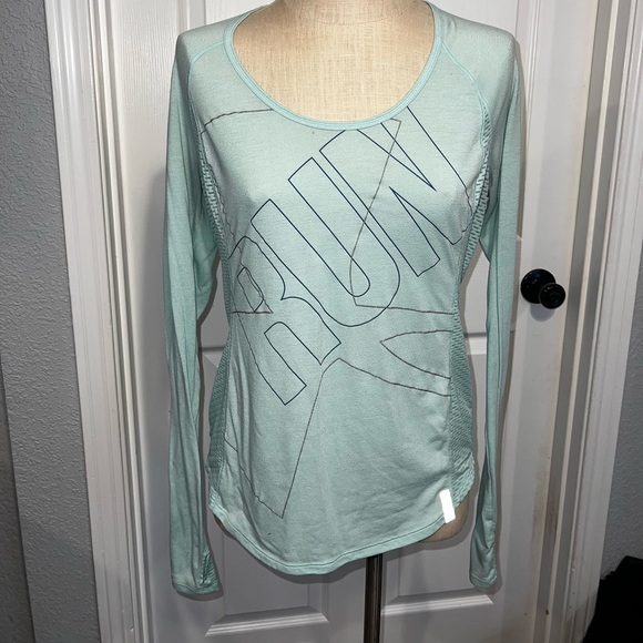 Under Armour running shirt - Picture 1 of 4